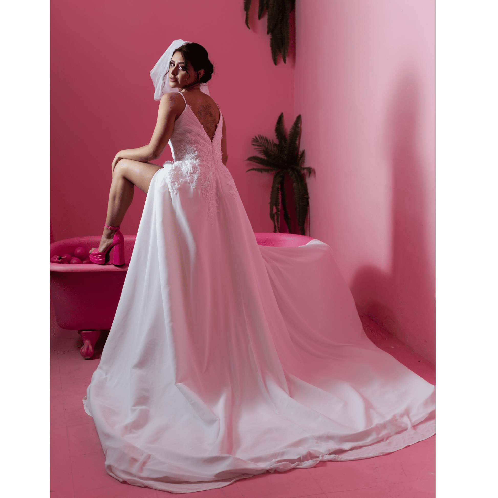 VESTIDO DE NOVIA "INTREPIDA Y ATREVIDA" - Atelier Catalina Ivarra